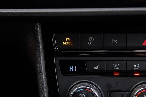 SEAT Leon TSI EVO FR BLACK EDITION 37