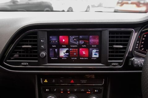 SEAT Leon TSI EVO FR BLACK EDITION 21