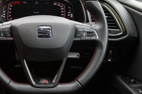 SEAT Leon TSI EVO FR BLACK EDITION 19