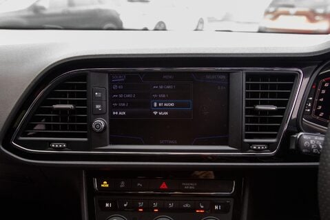 SEAT Leon TSI EVO FR BLACK EDITION 26