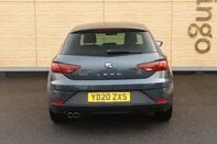 SEAT Leon TSI EVO FR BLACK EDITION 6