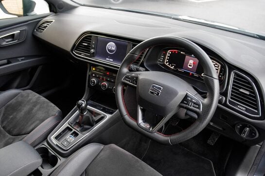 SEAT Leon TSI EVO FR BLACK EDITION