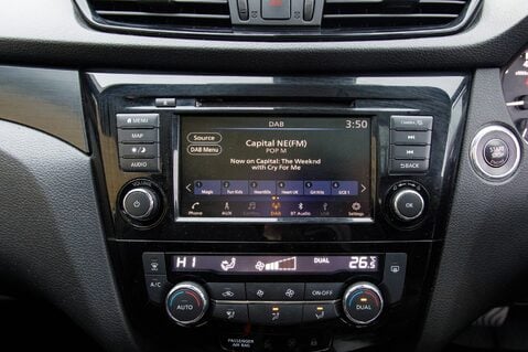 Nissan Qashqai DIG-T N-TEC DCT 25