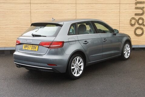 Audi A3 TFSI SPORT 2