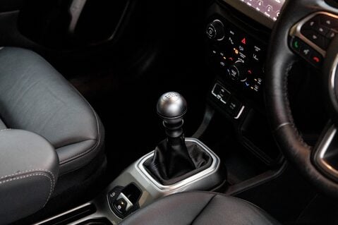 Jeep Renegade LIMITED 31