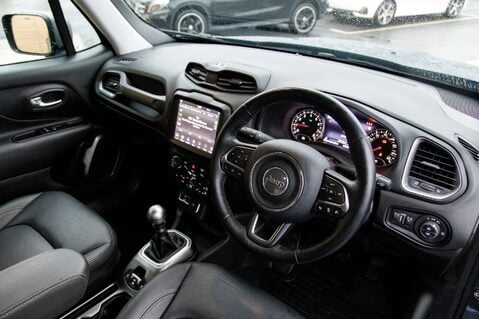 Jeep Renegade LIMITED 4