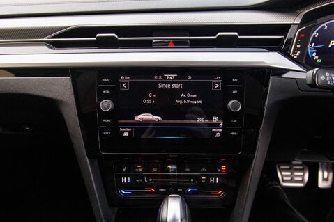 Volkswagen Arteon R-LINE TSI DSG 30