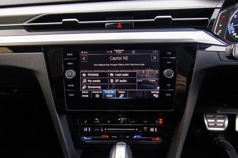 Volkswagen Arteon R-LINE TSI DSG 25