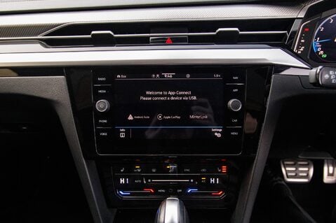 Volkswagen Arteon R-LINE TSI DSG 29