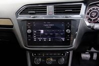 Volkswagen Tiguan Allspace SEL TSI DSG 24