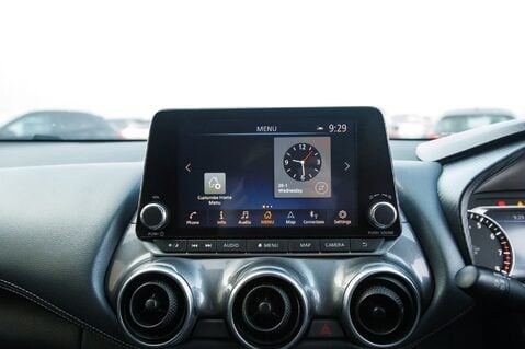 Nissan Juke Juke 1.0 DiG-T 114 N-Connecta 5dr DCT Ha 27