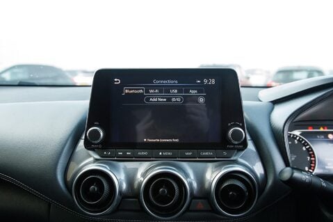 Nissan Juke Juke 1.0 DiG-T 114 N-Connecta 5dr DCT Ha 25