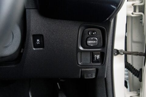 Peugeot 108 PURETECH COLLECTION 15