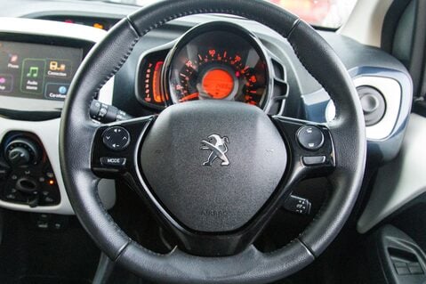 Peugeot 108 PURETECH COLLECTION 20