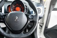 Peugeot 108 PURETECH COLLECTION 19