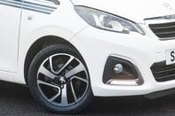 Peugeot 108 PURETECH COLLECTION 11