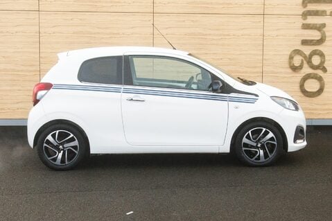Peugeot 108 PURETECH COLLECTION 12