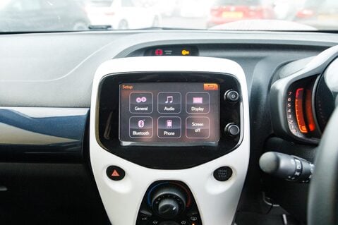 Peugeot 108 PURETECH COLLECTION 25