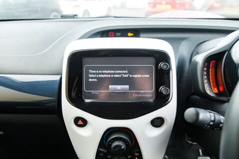 Peugeot 108 PURETECH COLLECTION 22