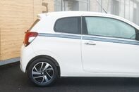 Peugeot 108 PURETECH COLLECTION 7