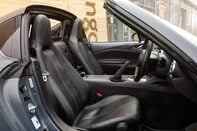 Mazda MX-5 SPORT TECH 30