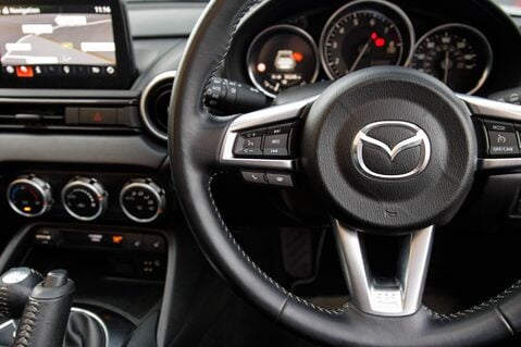 Mazda MX-5 SPORT TECH 19