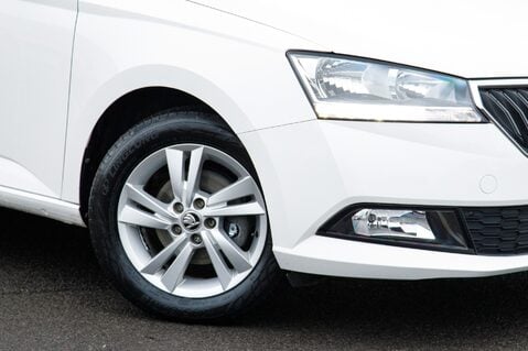 Skoda Fabia SE MPI 11