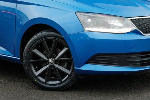 Skoda Fabia COLOUR EDITION MPI 11