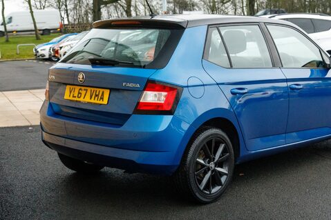 Skoda Fabia COLOUR EDITION MPI 8