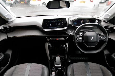 Peugeot 208 ALLURE 3