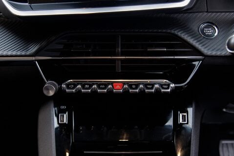 Peugeot 208 ALLURE 31