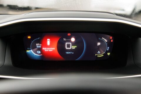 Peugeot 208 ALLURE 14