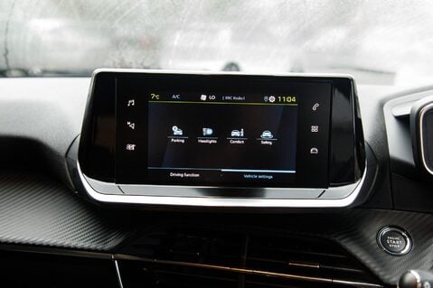 Peugeot 208 ALLURE 25