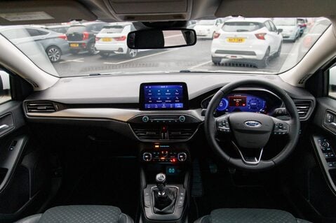 Ford Focus TITANIUM X EDITION MHEV 3