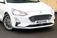 Ford Focus TITANIUM X EDITION MHEV 10