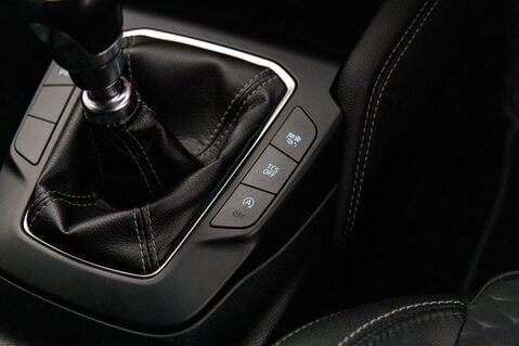 Ford Focus TITANIUM X EDITION MHEV 31