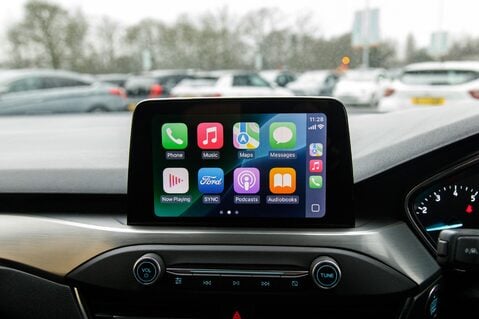 Ford Focus TITANIUM 27