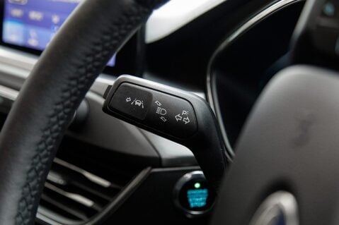 Ford Focus TITANIUM 16