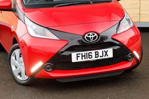 Toyota Aygo VVT-I X-PLAY 10