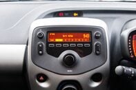 Toyota Aygo VVT-I X-PLAY 22