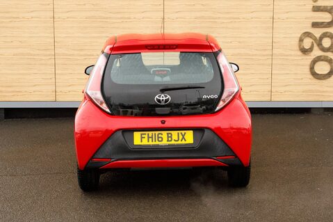 Toyota Aygo VVT-I X-PLAY 6