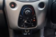 Toyota Aygo VVT-I X-PLAY 30
