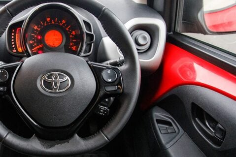 Toyota Aygo VVT-I X-PLAY 20