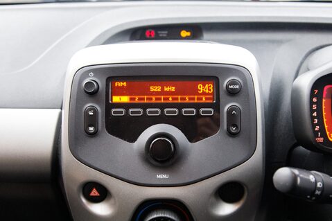 Toyota Aygo VVT-I X-PLAY 28