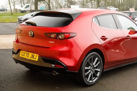 Mazda 3 SPORT LUX MHEV 8
