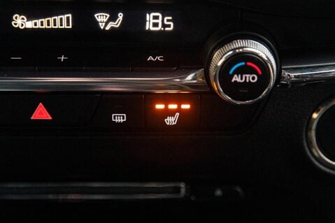 Mazda 3 SPORT LUX MHEV 35