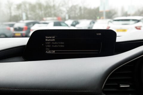 Mazda 3 SPORT LUX MHEV 24