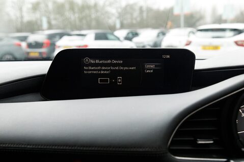 Mazda 3 SPORT LUX MHEV 27