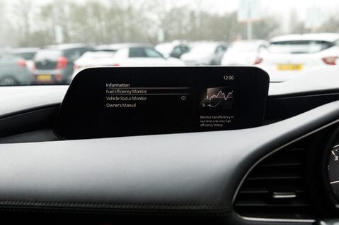 Mazda 3 SPORT LUX MHEV 26