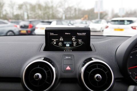 Audi A1 TFSI SPORT 21